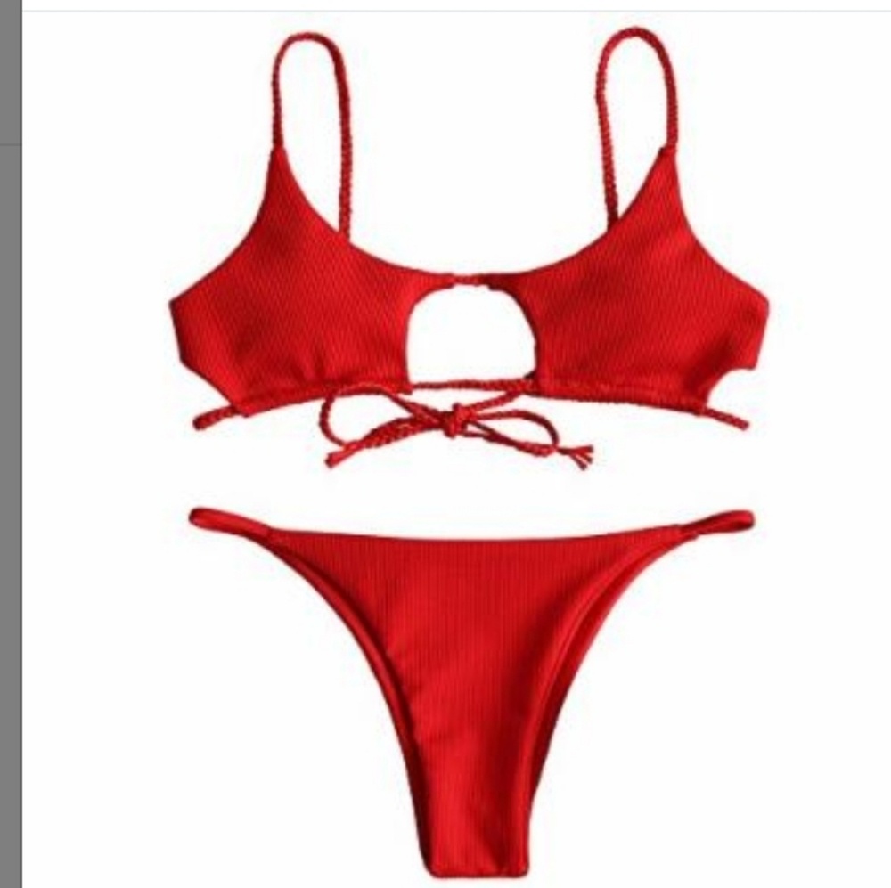 Very flattering! Red strappy hollowed out bikini